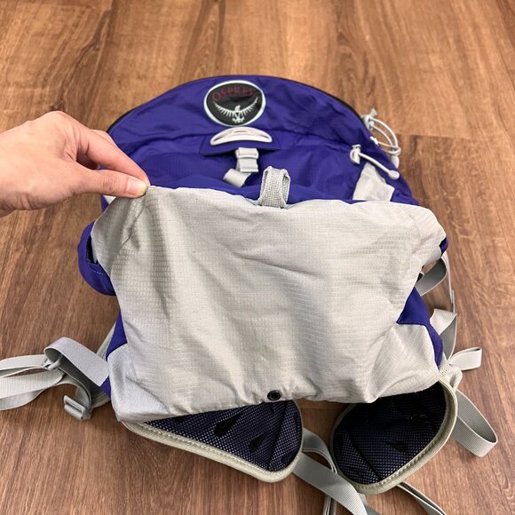 EUC Osprey Talon 22 Pack Hiking Backpack Indigo Blue/Purple - Picture 6 of 11